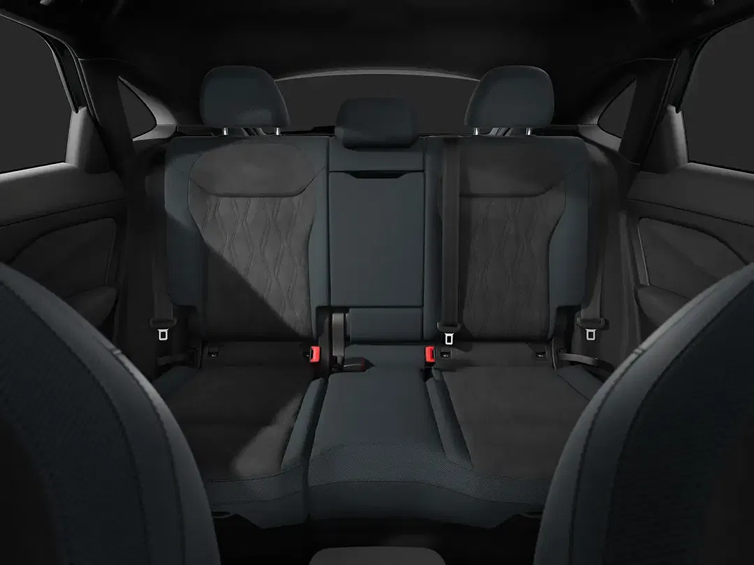 Audi Q3 - Thumbnail 11