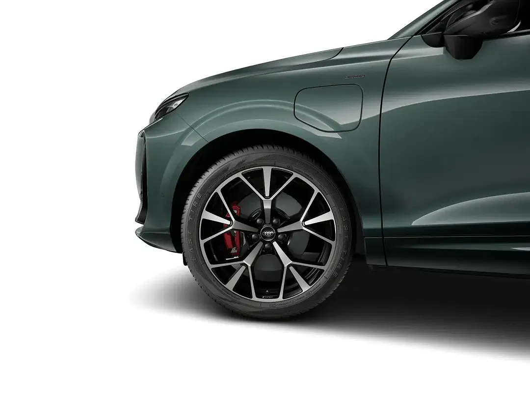 Audi Q3 - Thumbnail 4