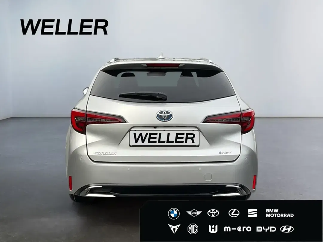 Toyota Corolla - Thumbnail 5