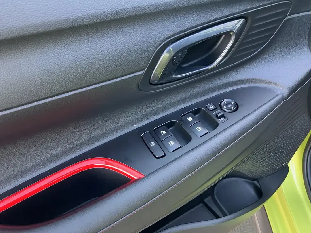 Hyundai i20 - Thumbnail 10