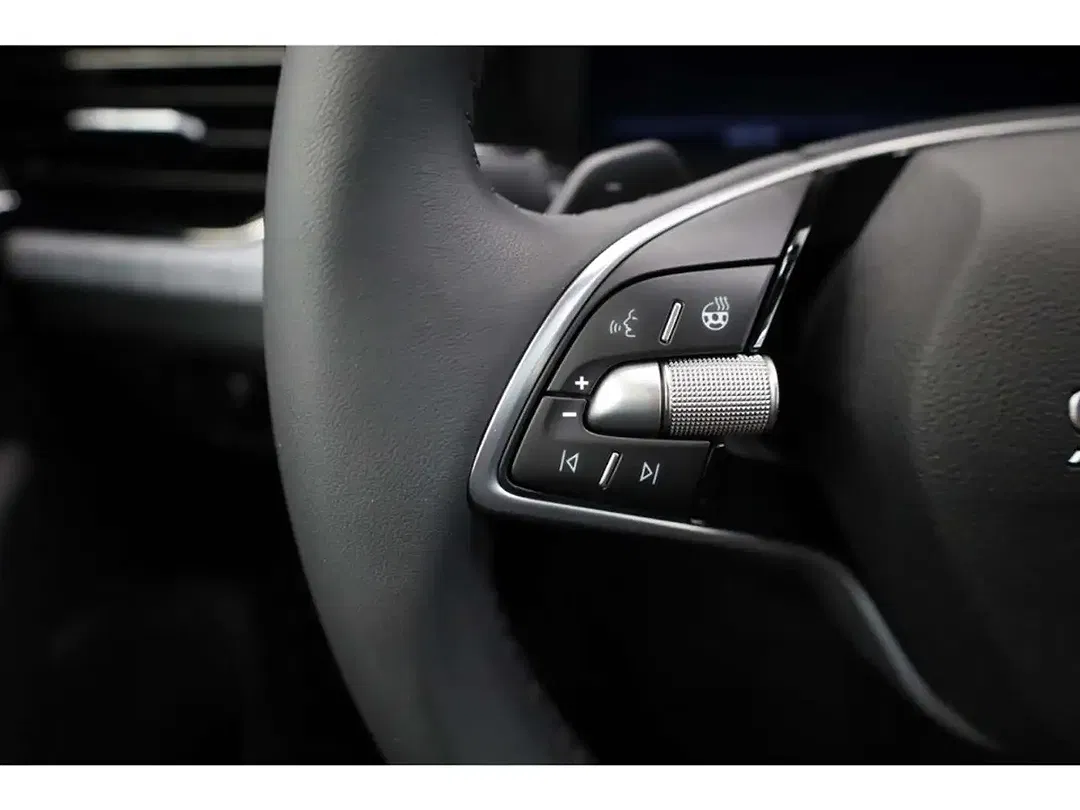 Skoda Scala - Thumbnail 9