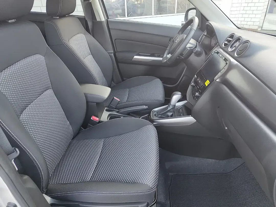 Suzuki Vitara - Thumbnail 7
