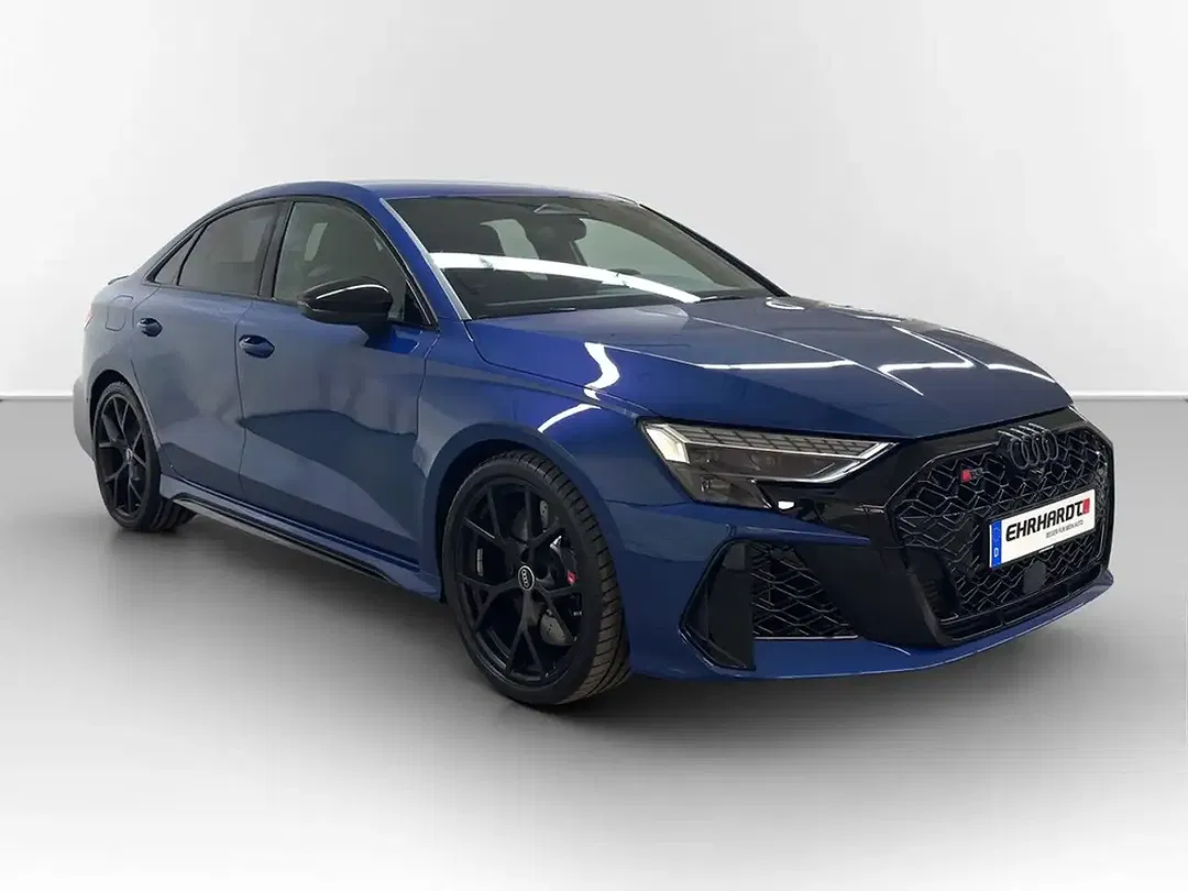 Audi RS3 - Thumbnail 3