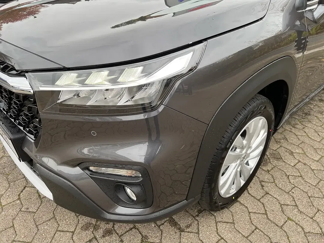 Suzuki S-Cross - Thumbnail 18