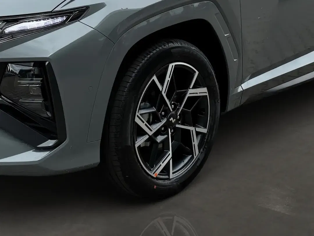 Hyundai TUCSON - Thumbnail 6
