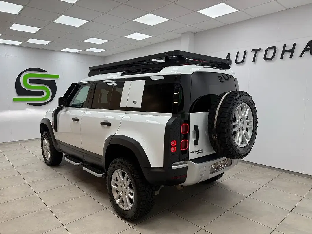 Land Rover Defender - Thumbnail 5