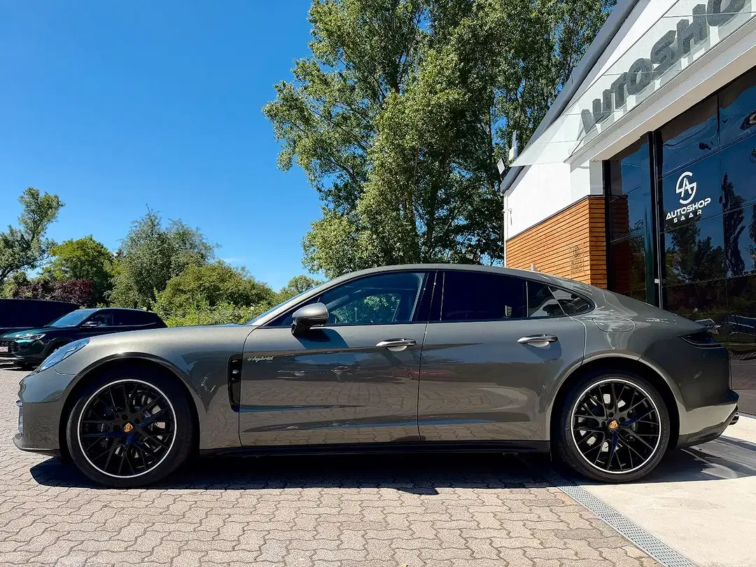 Porsche Panamera - Thumbnail 15