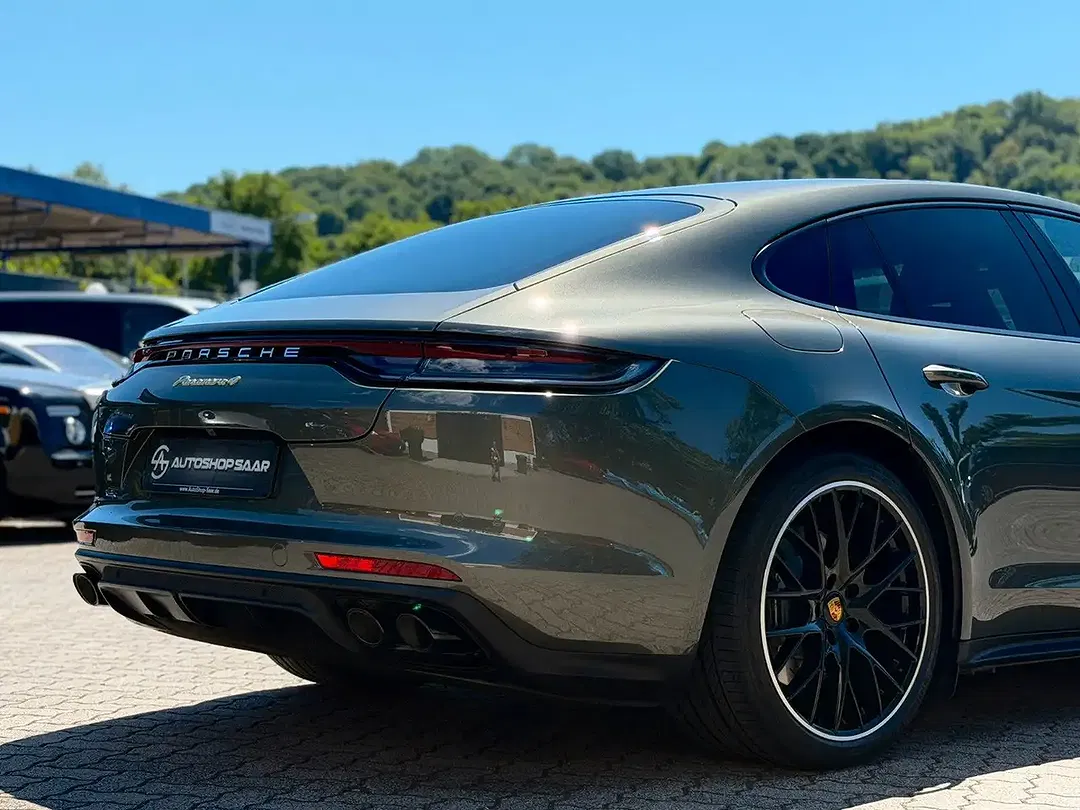 Porsche Panamera - Thumbnail 7