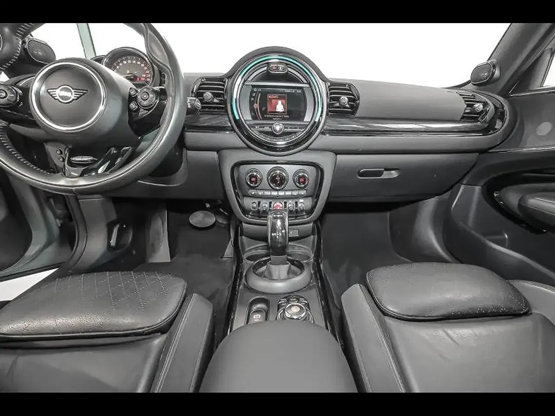 MINI Cooper Clubman - Thumbnail 4