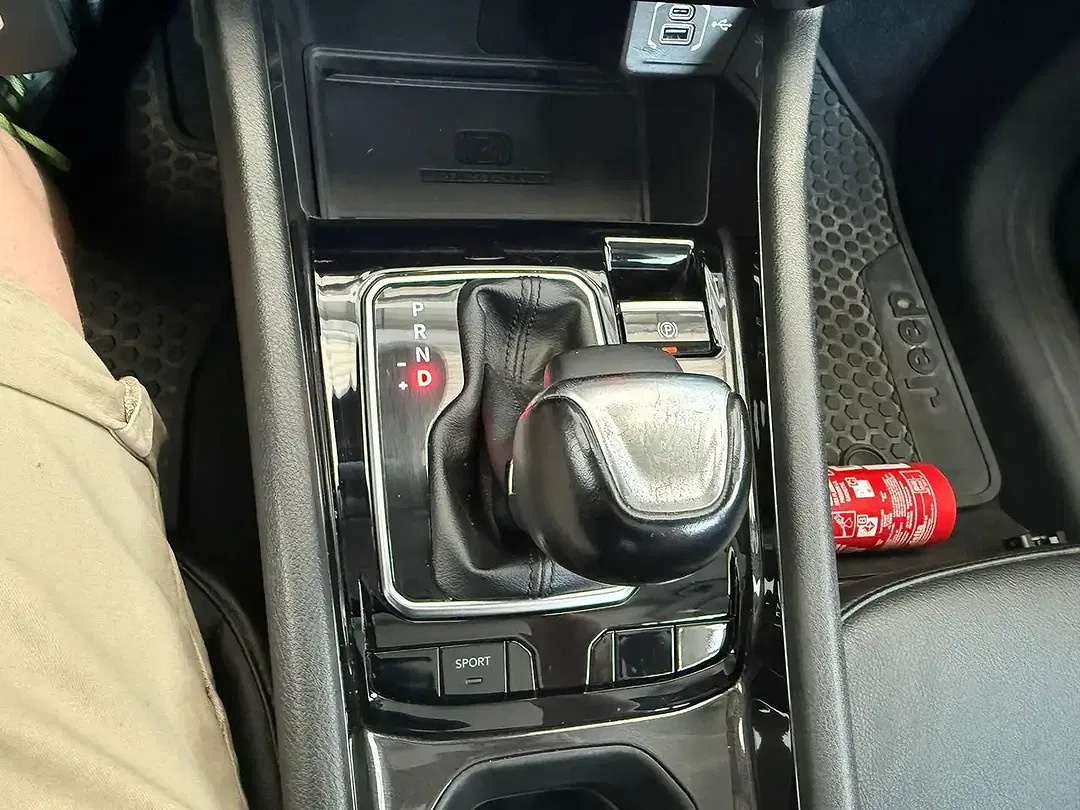 Jeep Compass - Thumbnail 11