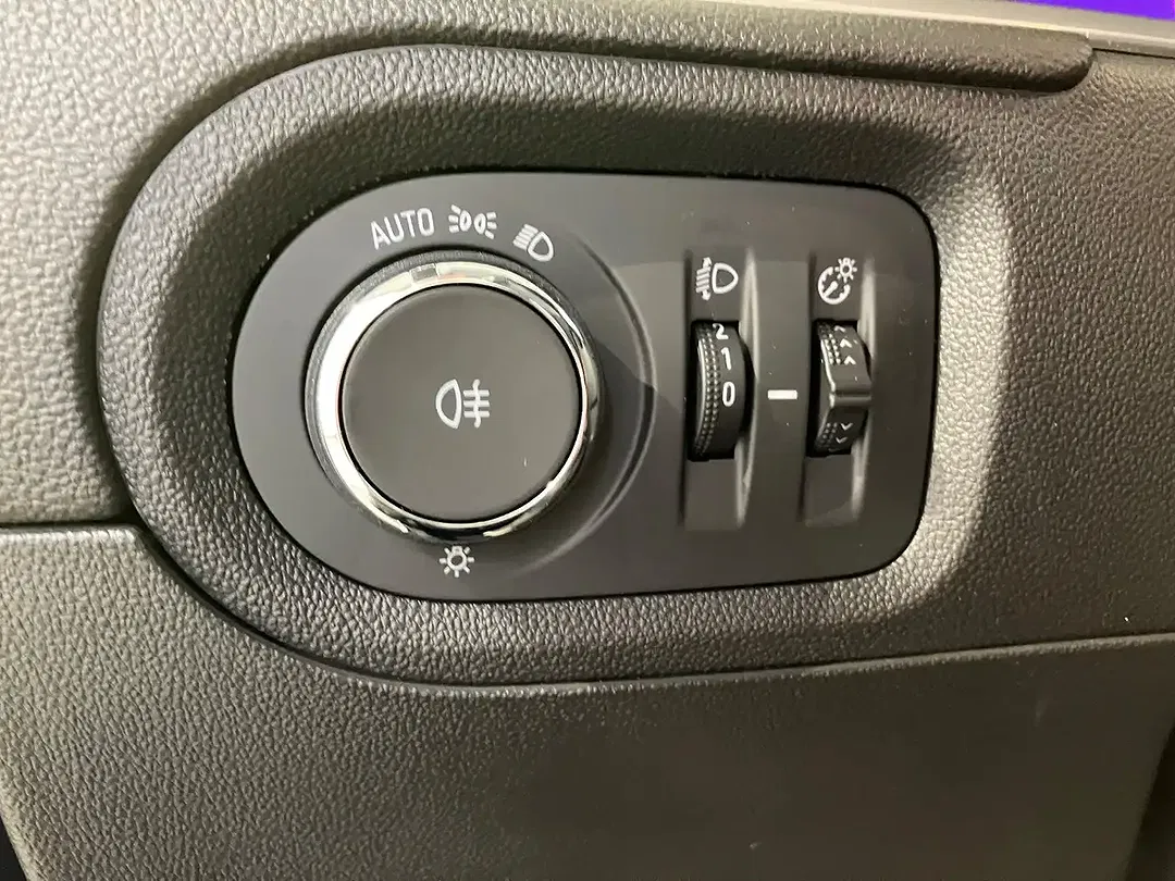 Opel Grandland - Thumbnail 6