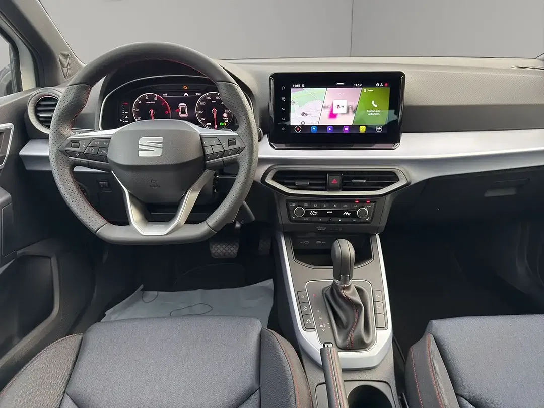 SEAT Arona - Thumbnail 13