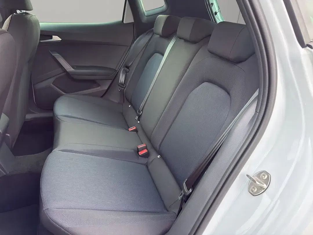SEAT Arona - Thumbnail 8