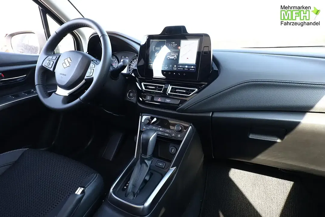 Suzuki S-Cross - Thumbnail 8