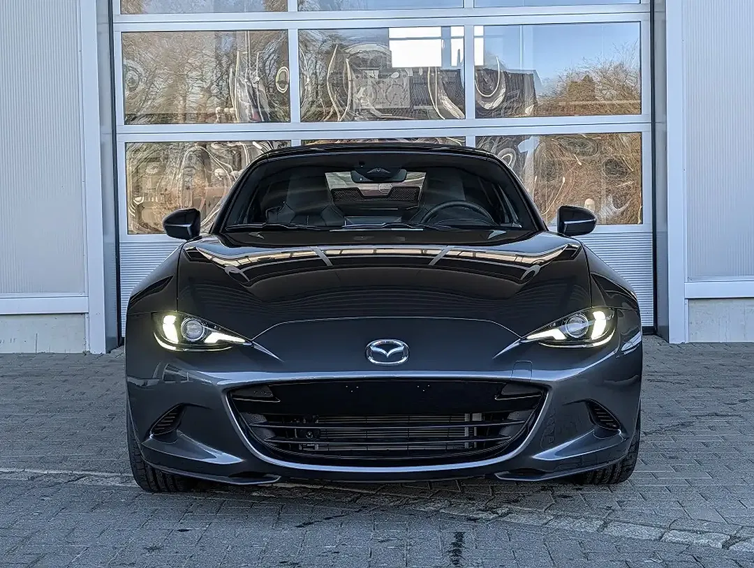 Mazda MX-5 - Thumbnail 2