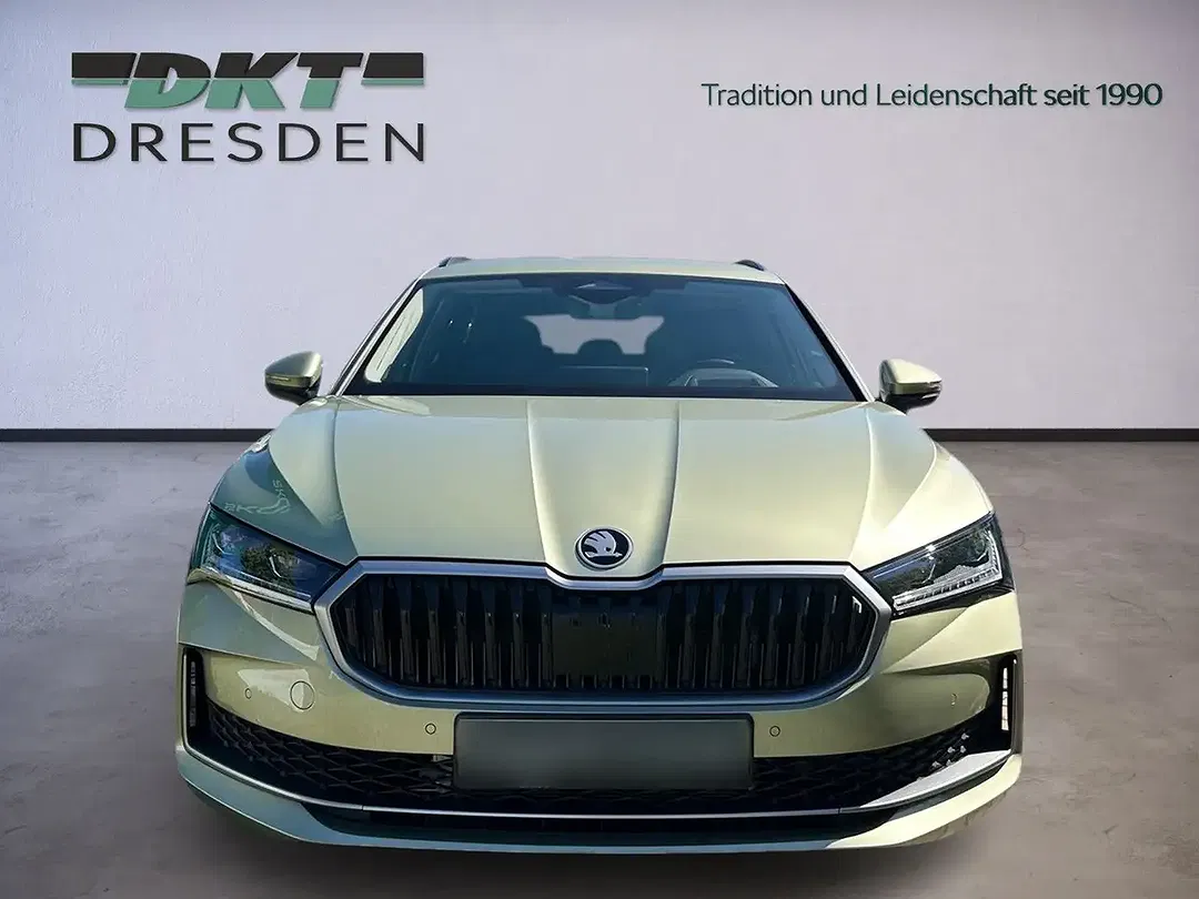 Skoda Superb - Thumbnail 2