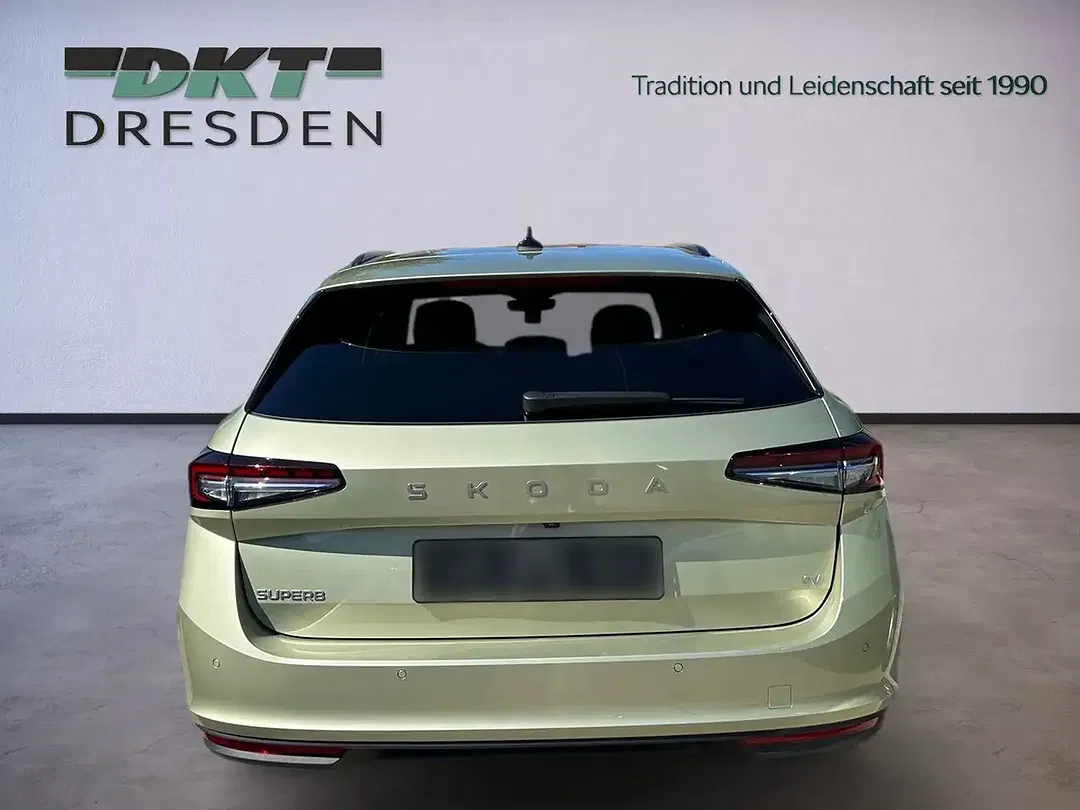 Skoda Superb - Thumbnail 5