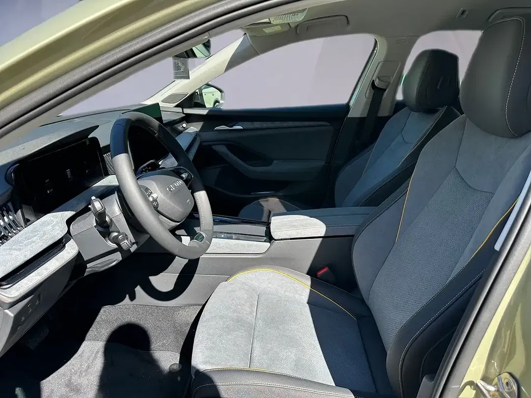 Skoda Superb - Thumbnail 9