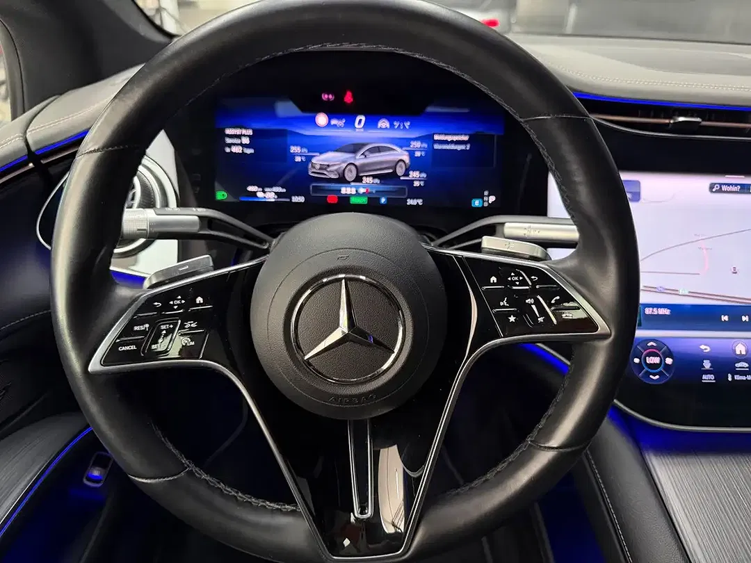 Mercedes-Benz EQS - Thumbnail 18