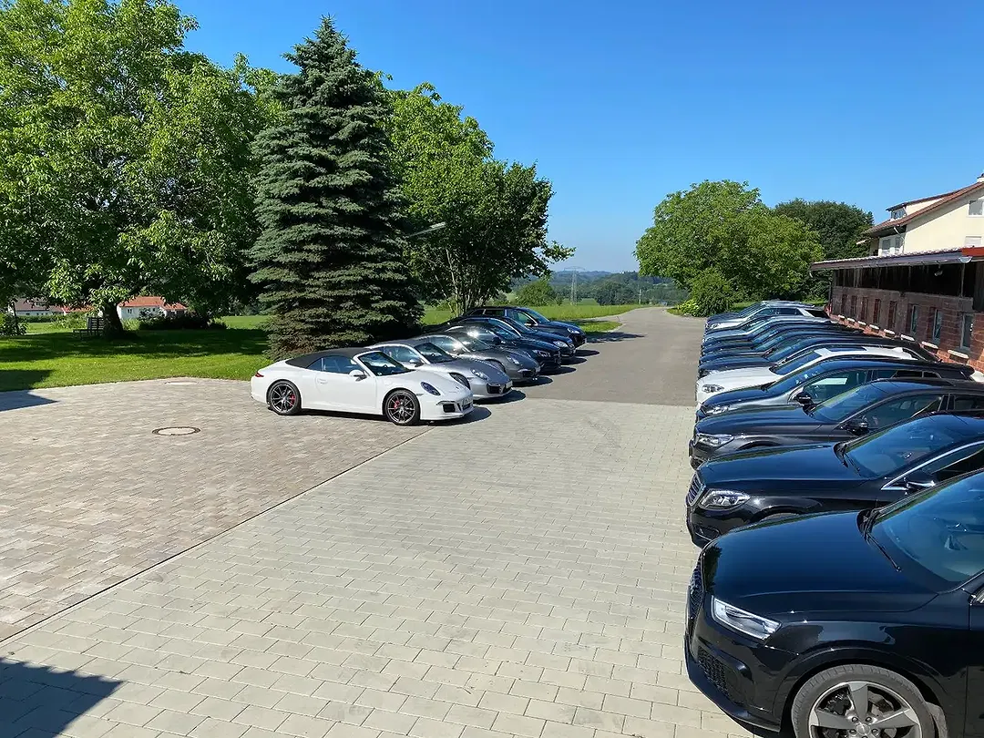 Mercedes-Benz EQS - Thumbnail 21