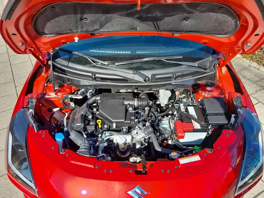 Suzuki Swift - Thumbnail 12