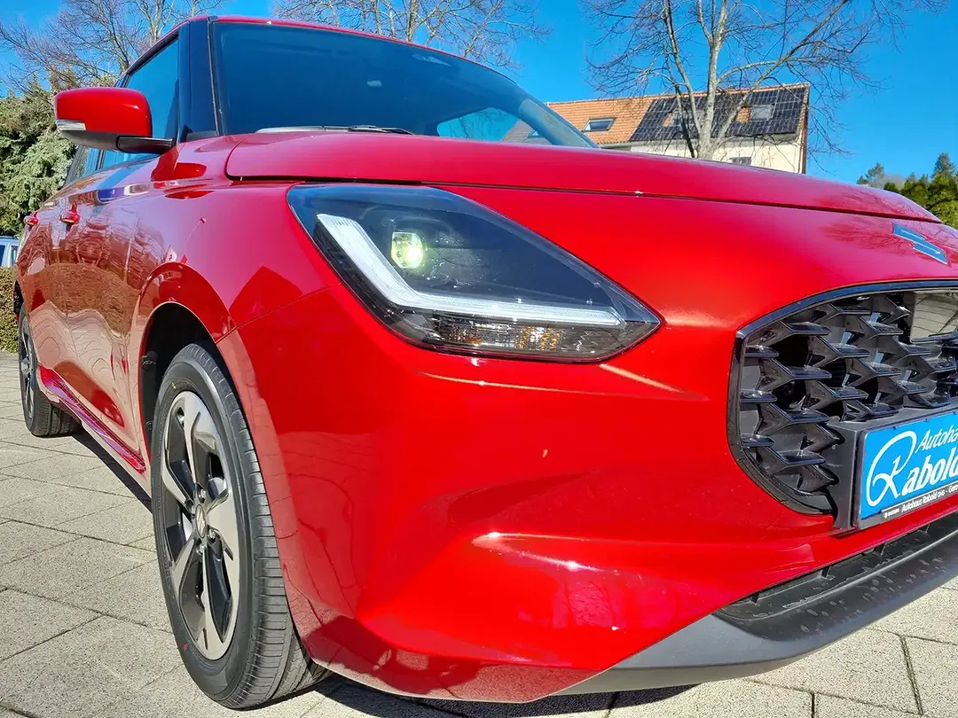 Suzuki Swift - Thumbnail 8
