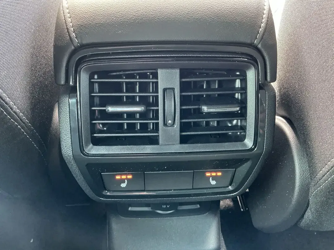 Skoda Karoq - Thumbnail 10