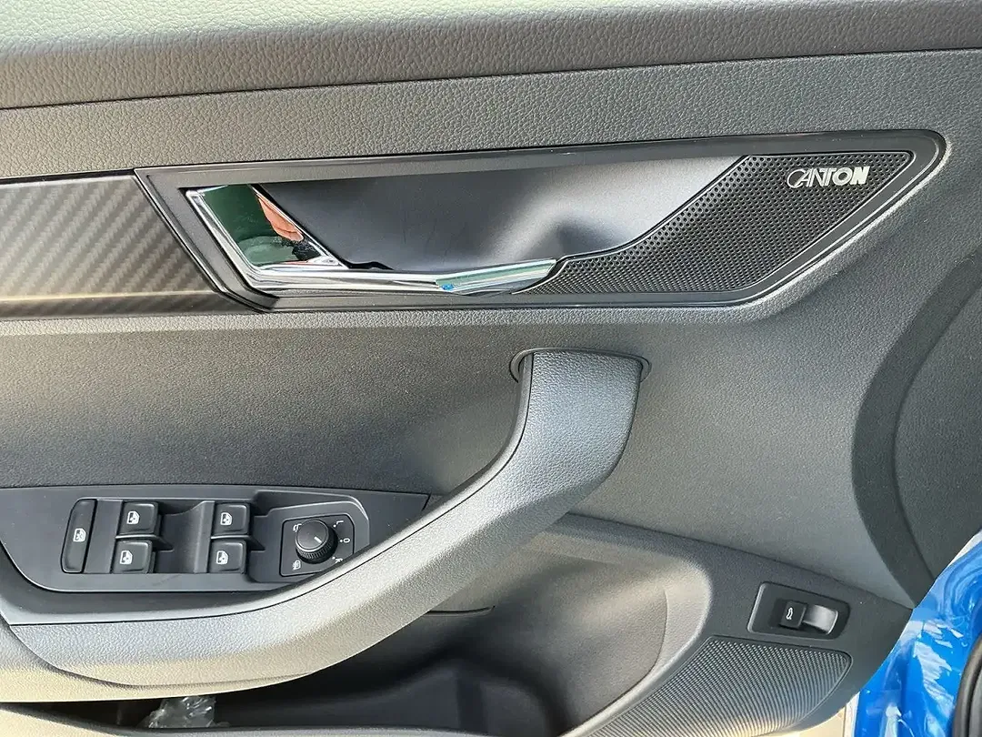 Skoda Karoq - Thumbnail 14