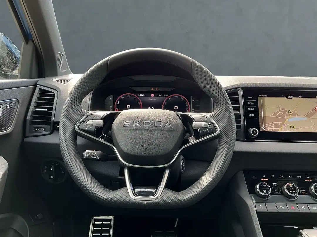 Skoda Karoq - Thumbnail 5