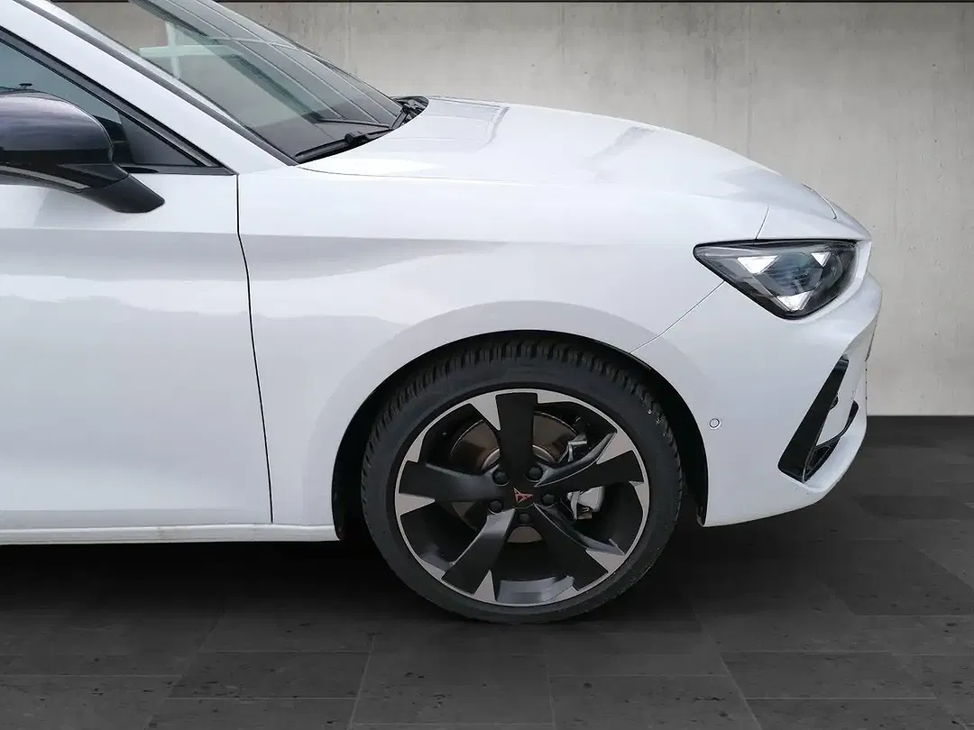 CUPRA Leon - Thumbnail 8