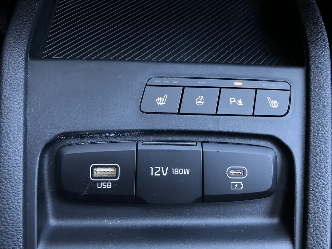 Kia Stonic - Thumbnail 13