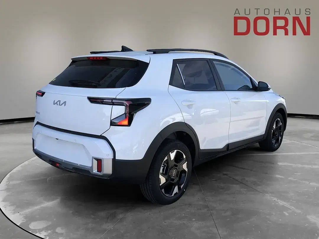 Kia Stonic - Thumbnail 3