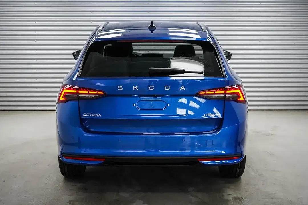 Skoda Octavia - Thumbnail 3