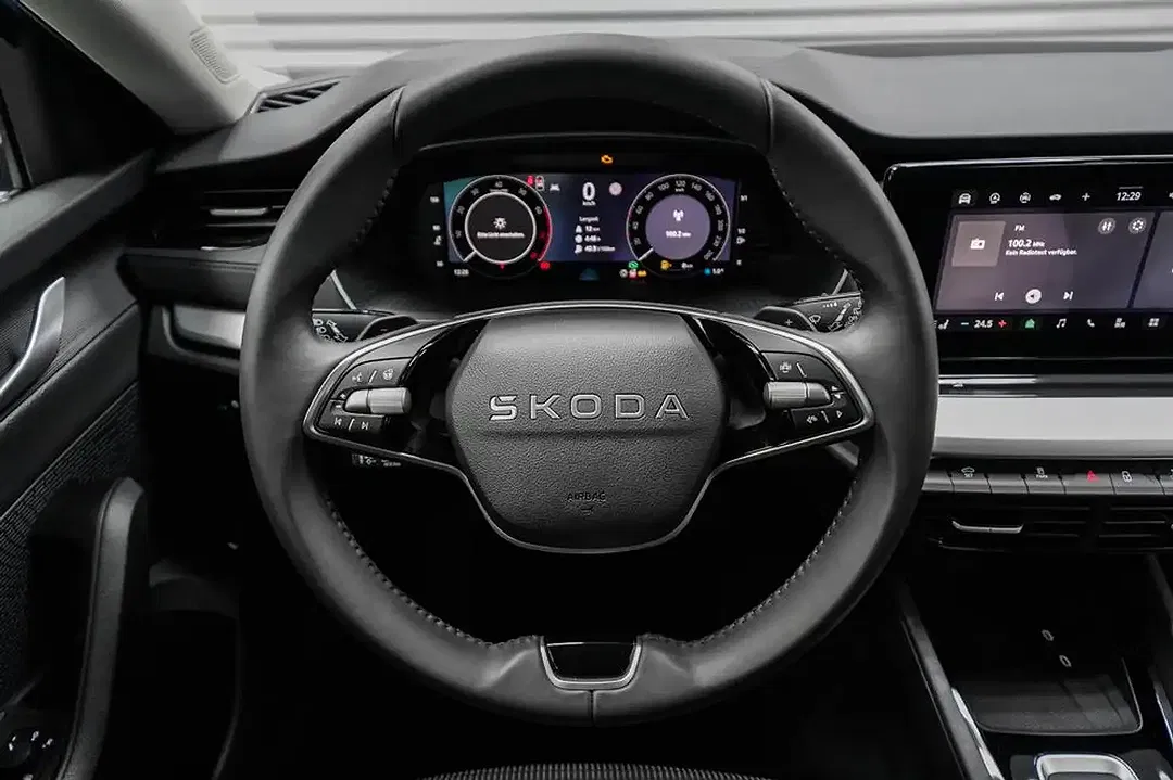 Skoda Octavia - Thumbnail 8