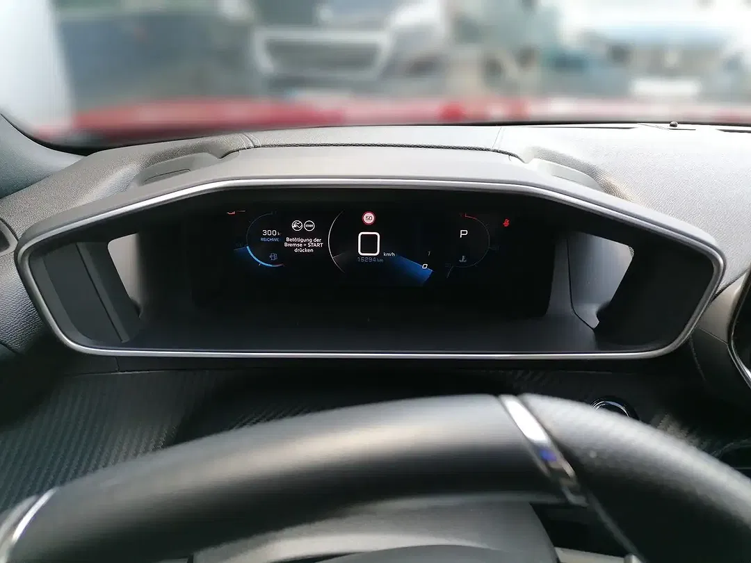 Peugeot 2008 - Thumbnail 5