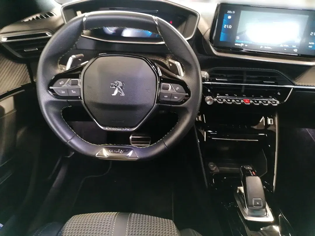 Peugeot 2008 - Thumbnail 9