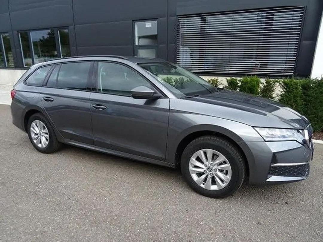 Skoda Octavia - Afbeelding 1