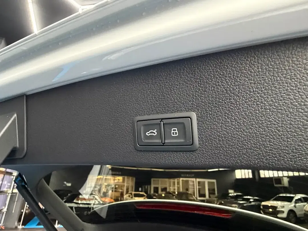 Audi Q2 - Thumbnail 11