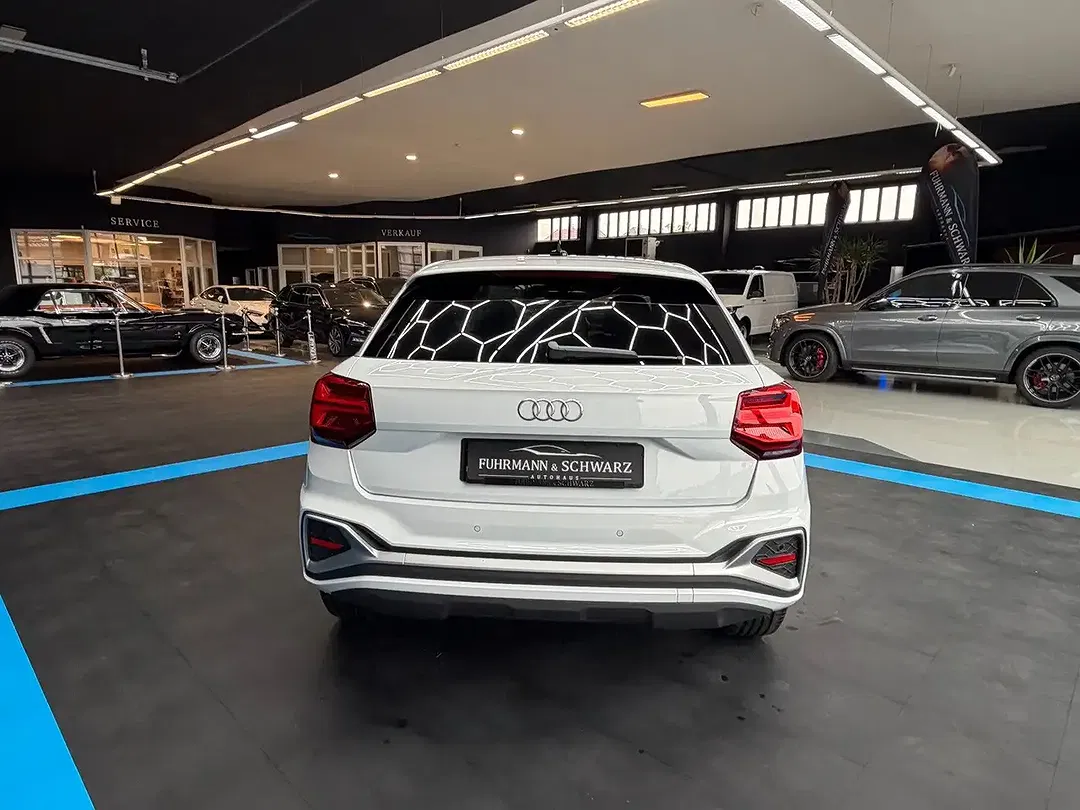 Audi Q2 - Thumbnail 4