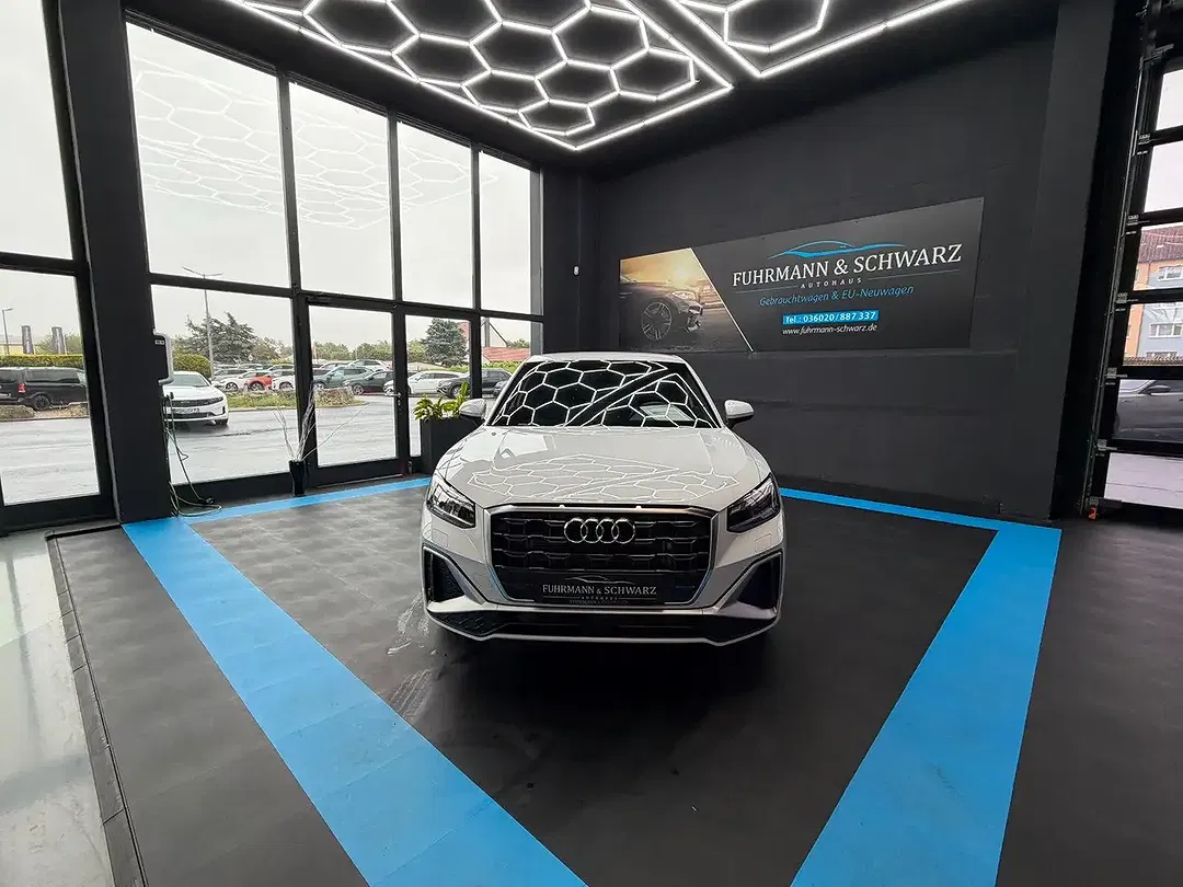Audi Q2 - Thumbnail 8