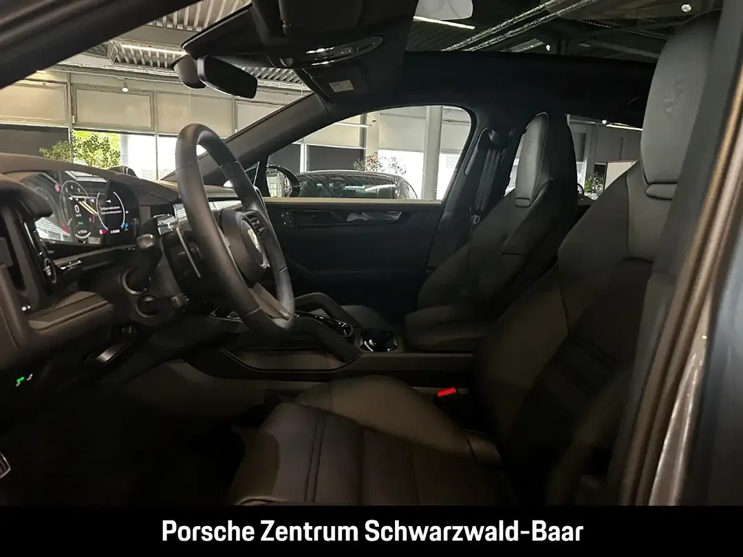 Porsche Cayenne - Thumbnail 12