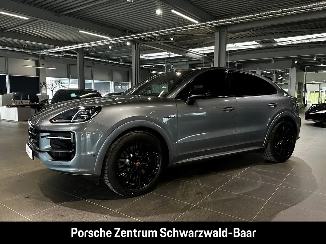 Porsche Cayenne - Thumbnail 2