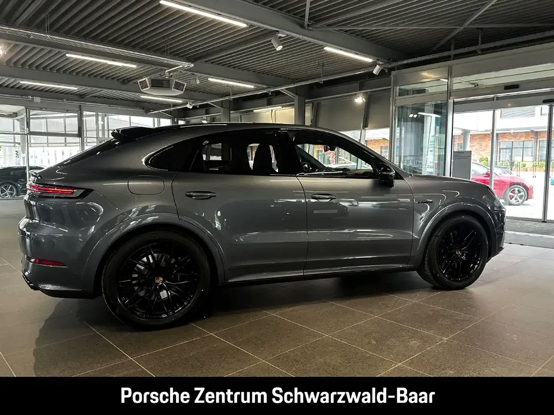 Porsche Cayenne - Thumbnail 7