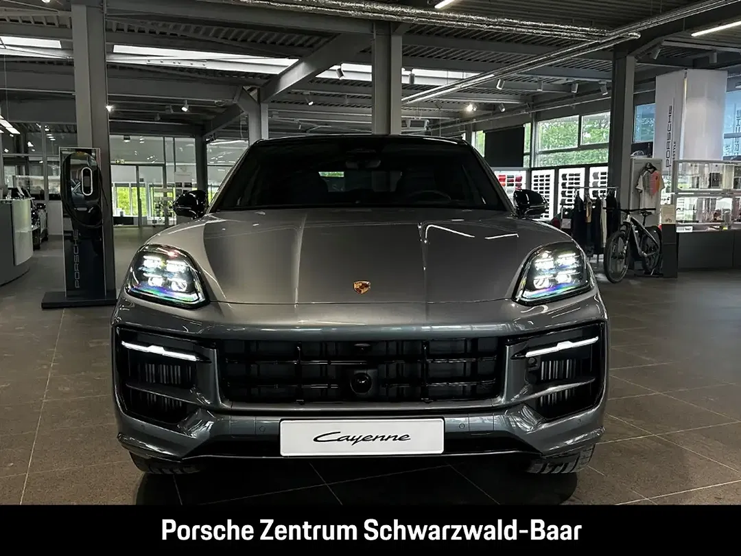 Porsche Cayenne - Thumbnail 9