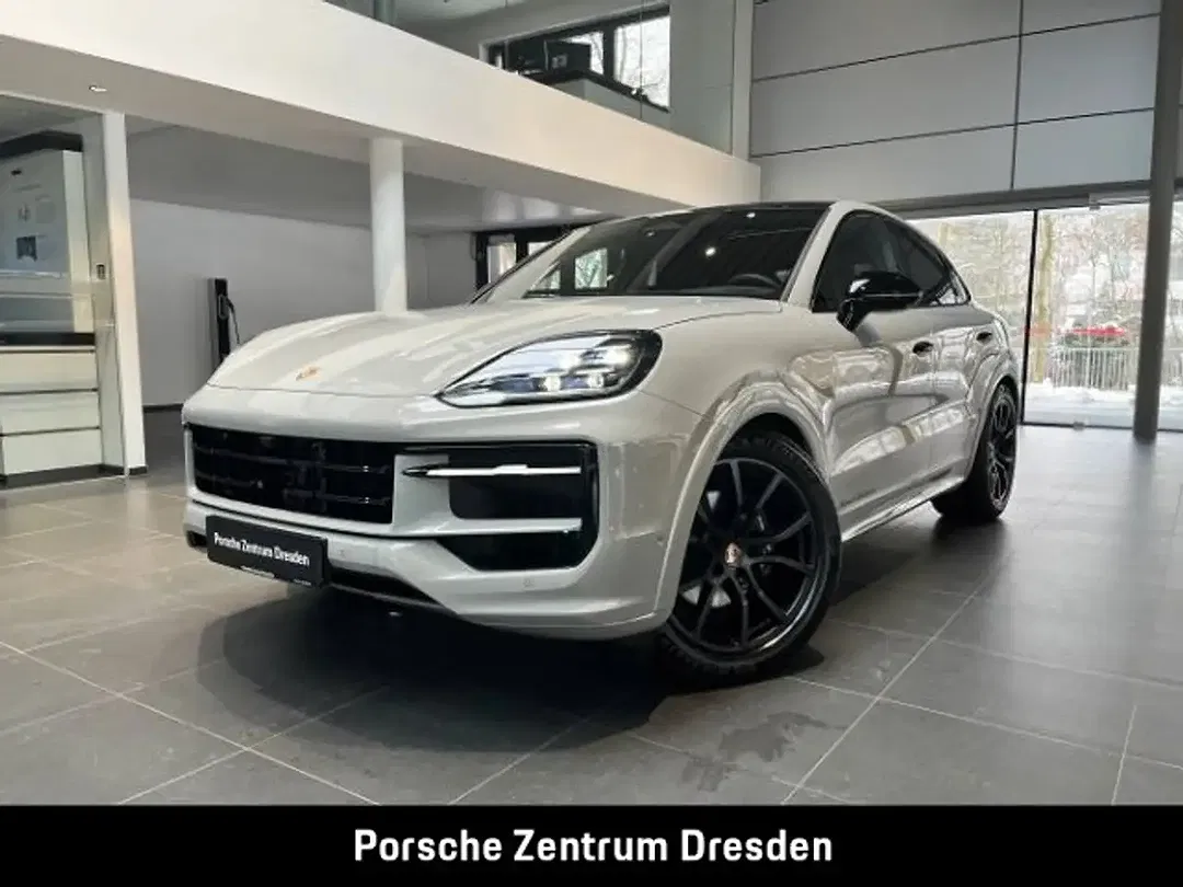 Porsche Cayenne - Thumbnail 1