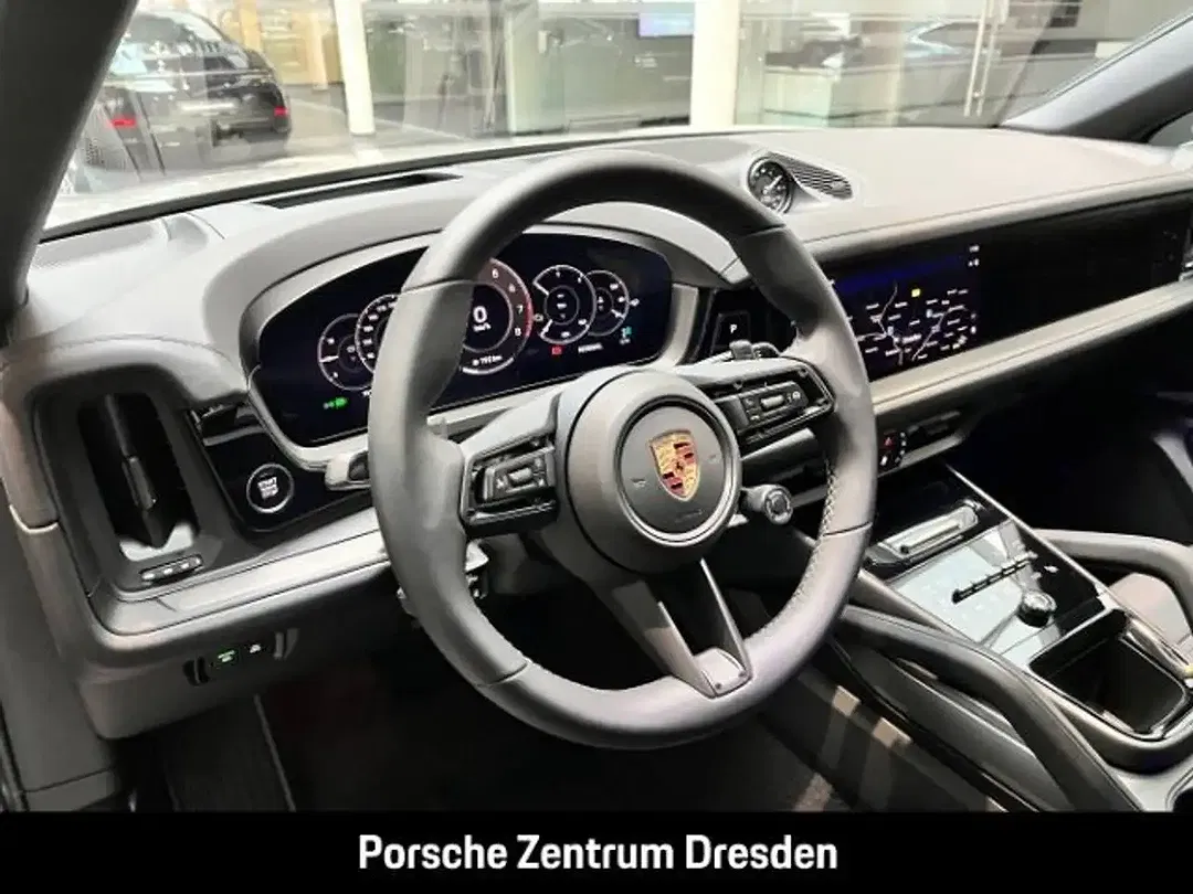 Porsche Cayenne - Thumbnail 14