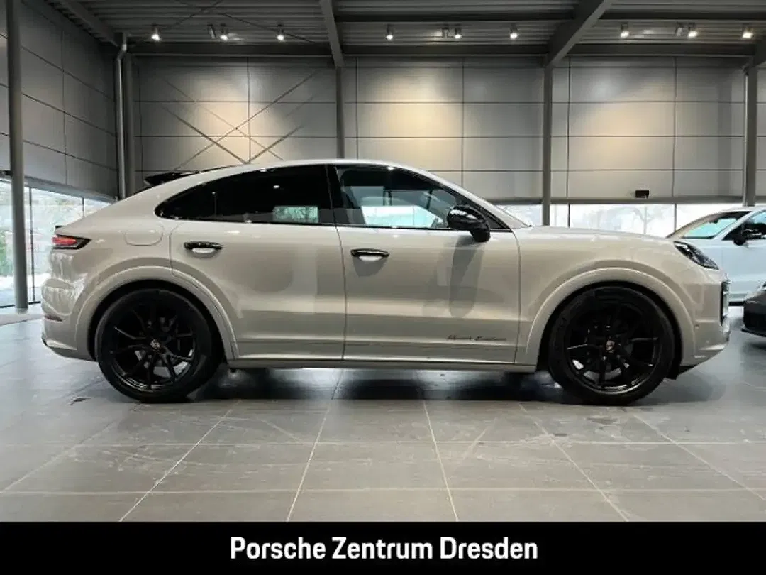 Porsche Cayenne - Thumbnail 7