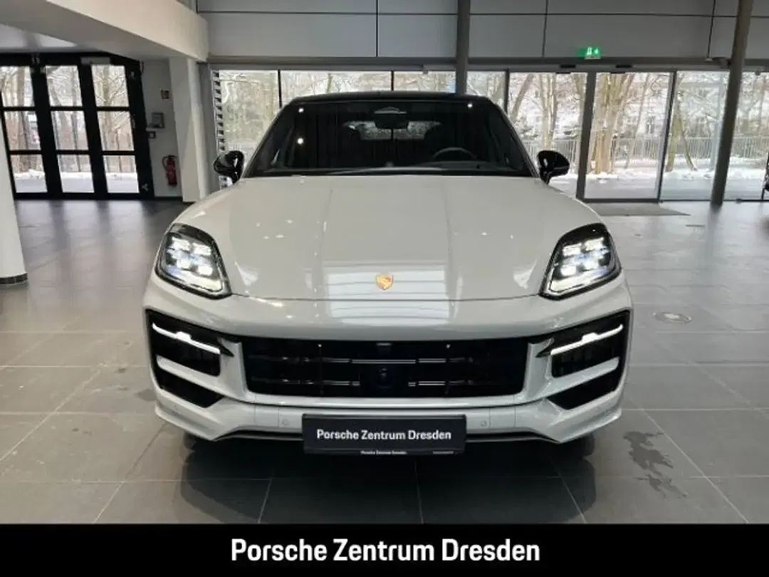 Porsche Cayenne - Thumbnail 9