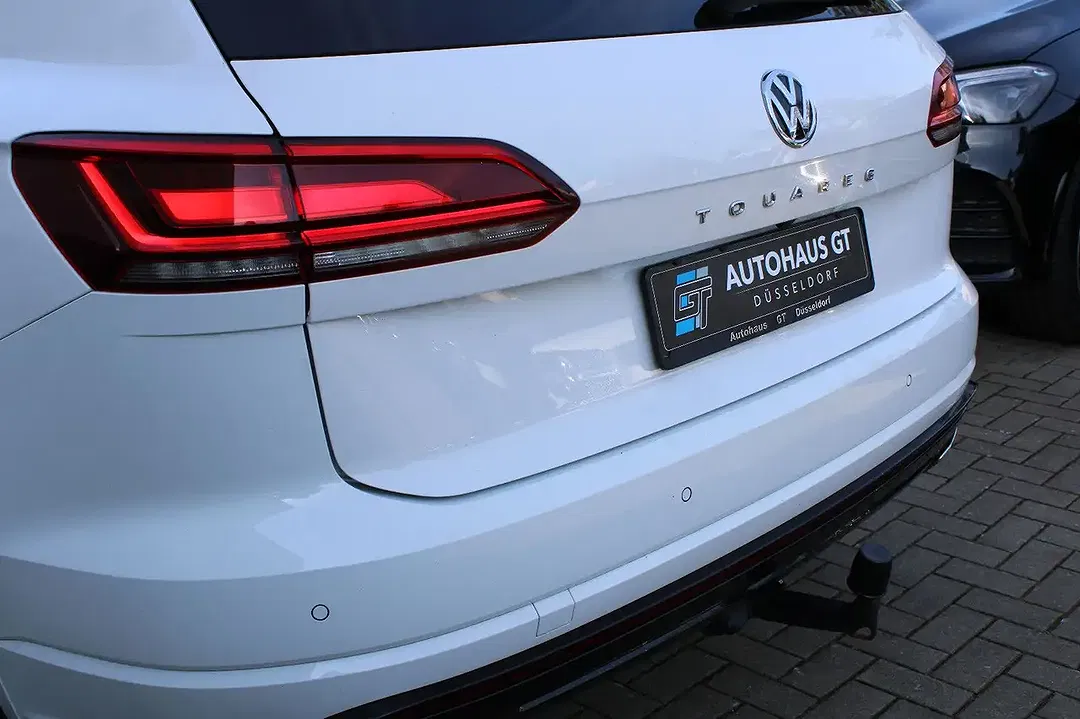 Volkswagen Touareg - Thumbnail 10