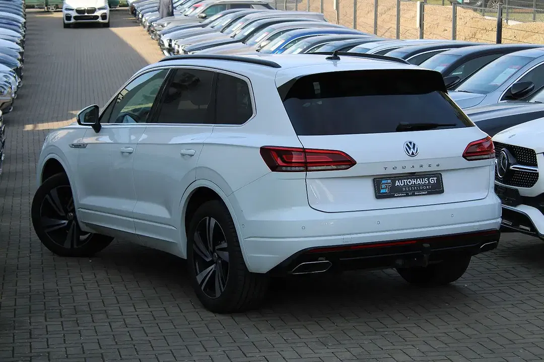 Volkswagen Touareg - Thumbnail 4